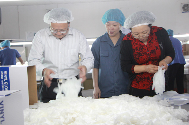 Leaders of Federation of Workers Union of Suqian City visited Jaysun Glove